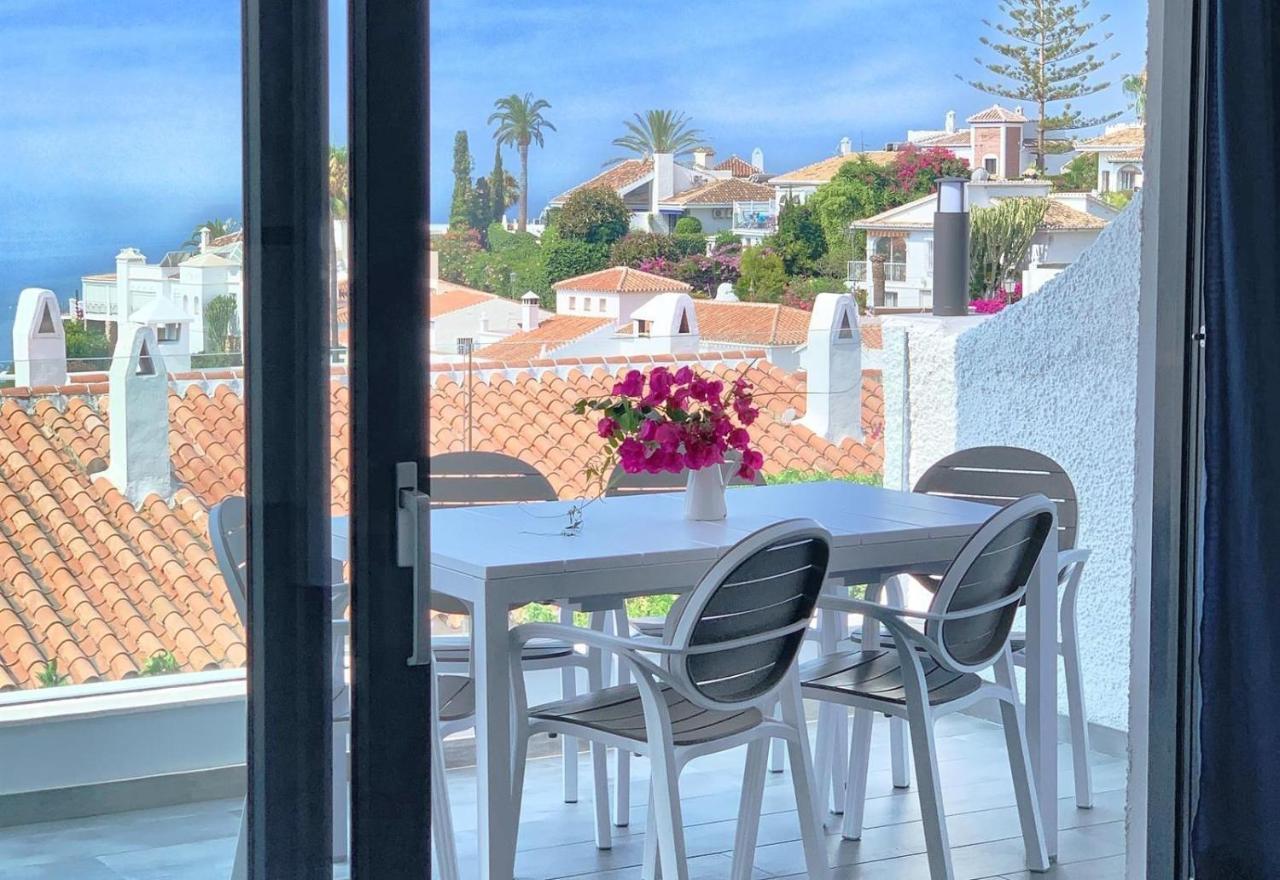 Villa Wonderful House By The Sea à Nerja Extérieur photo